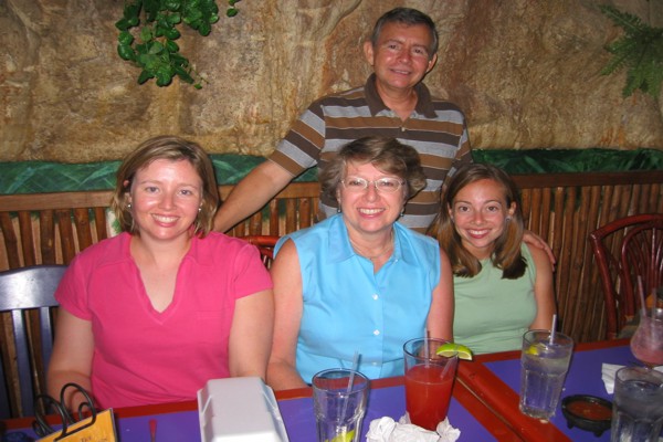 ../image/tiffany's wedding_phoenix trip july 2005 019.jpg